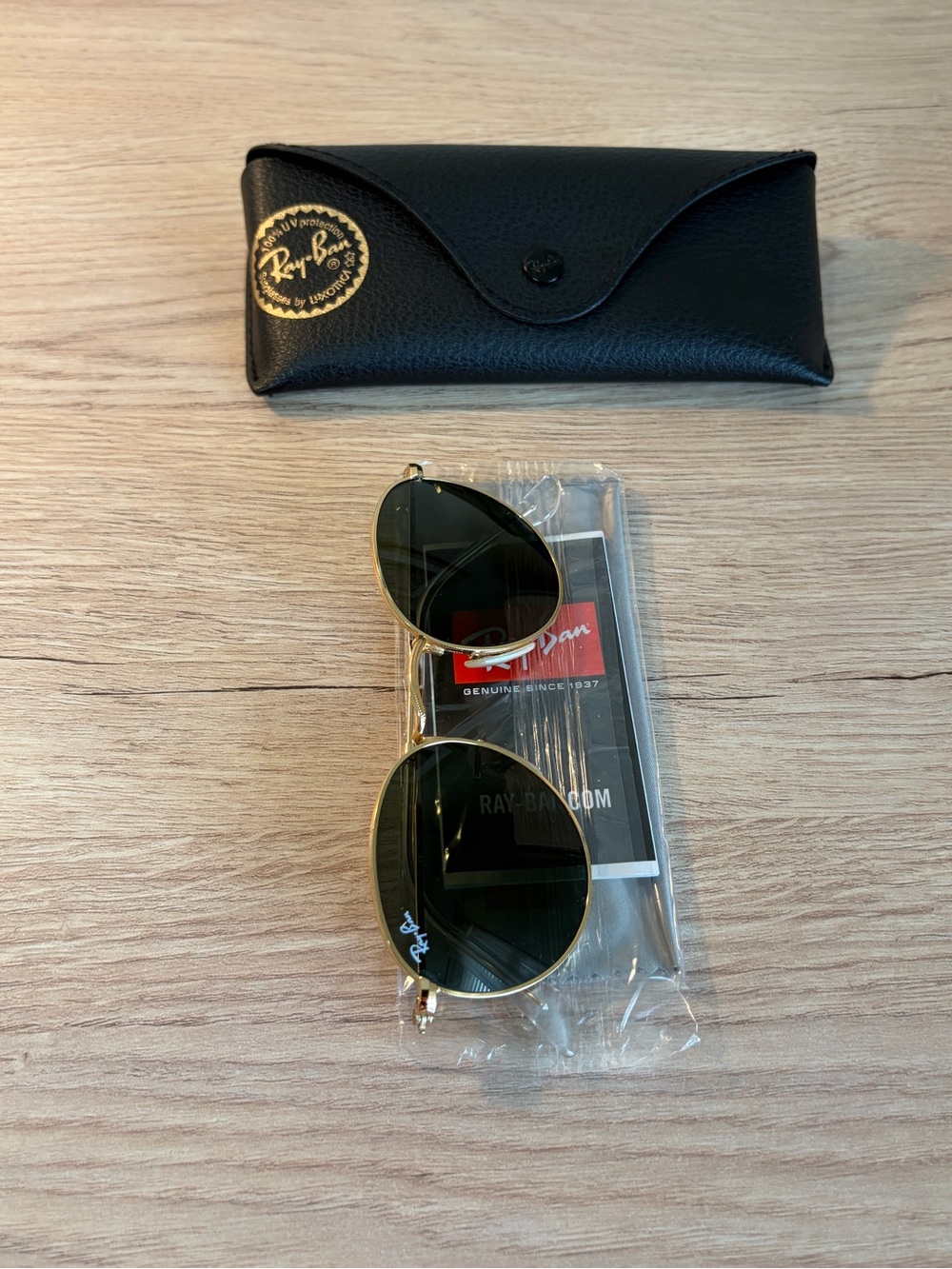 Ray-Ban Round Metal Sunglasses